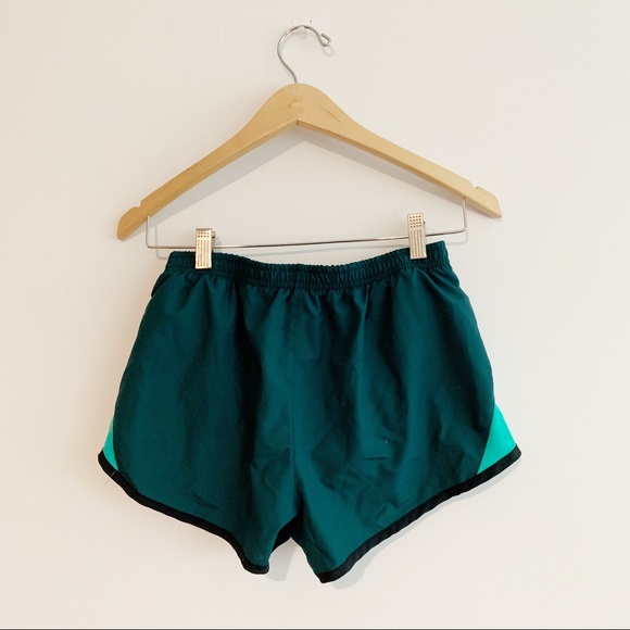 Nike Running Shorts - Picture 2 of 2